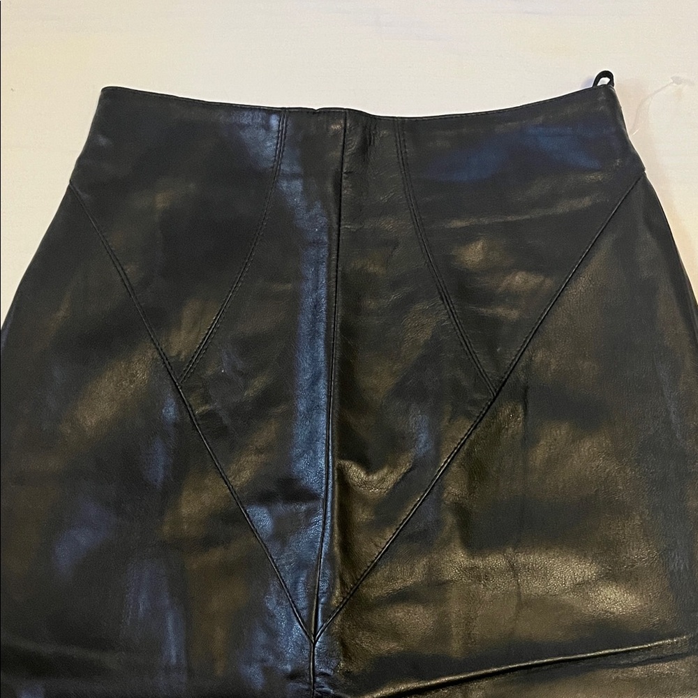 Vintage Lora Genuine Black Leather Skirt - Picture 2 of 8